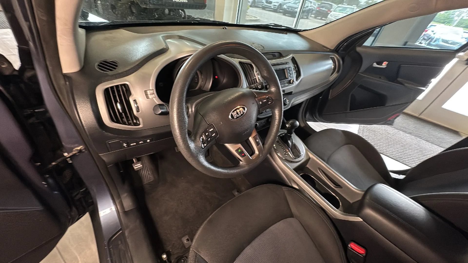 Used 2016 Kia Sportage LX FWD image 23