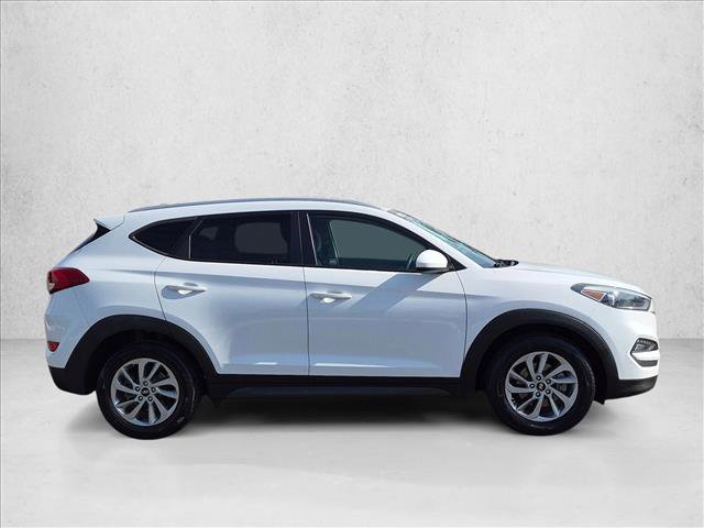 Used 2016 Hyundai Tucson SE w/ Option Group 02 FWD image 4