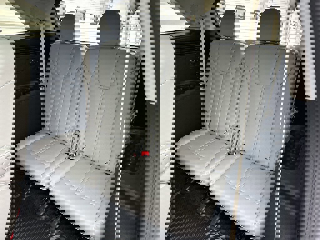 New 2026 Kia Sorento EX image 15