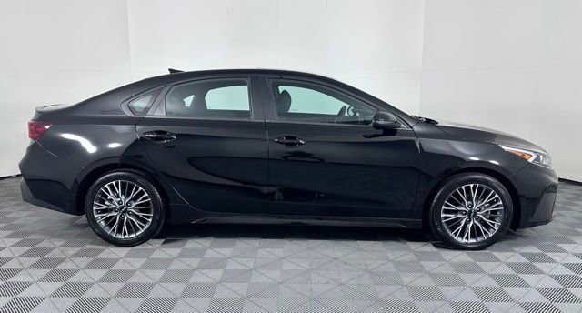 Used 2023 Kia Forte GT-Line w/ GT-Line Premium Package image 8