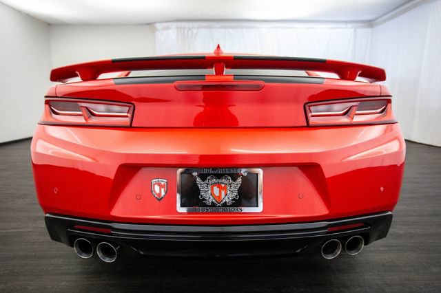 Used 2016 Chevrolet Camaro SS image 33