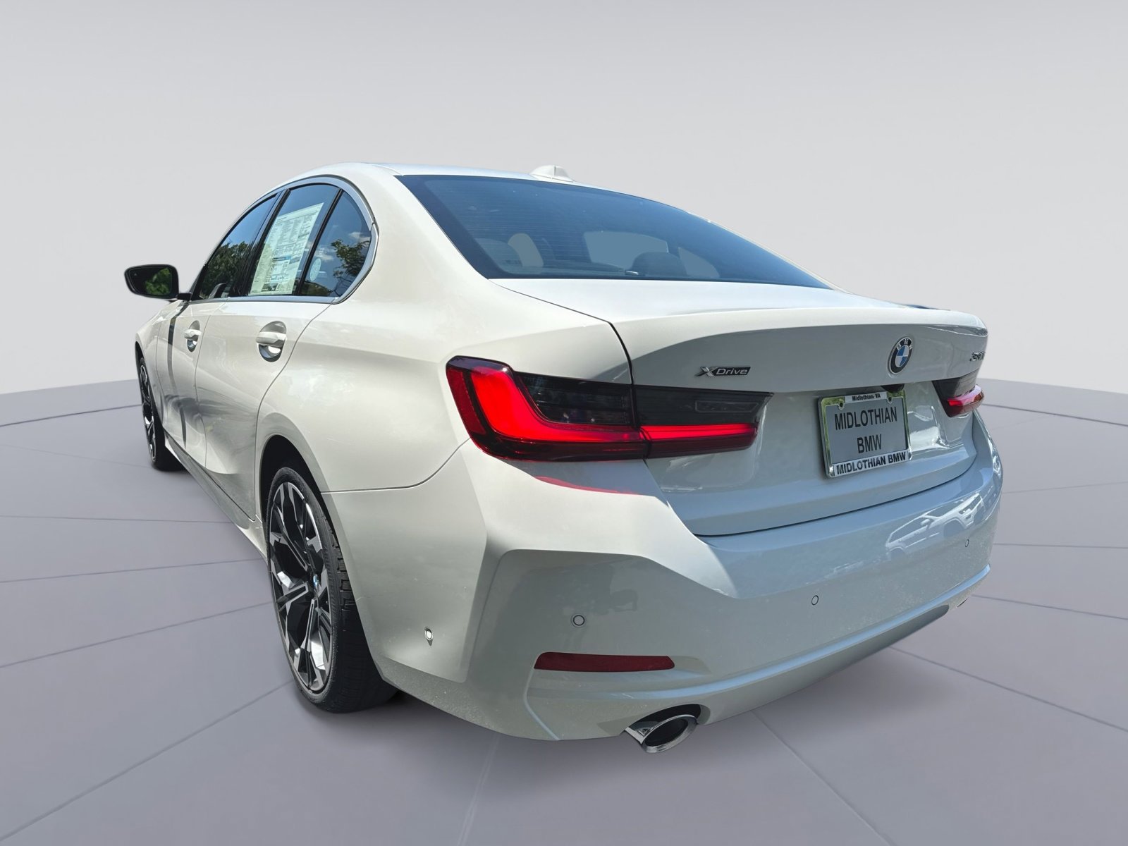 New 2026 BMW 330i xDrive Sedan w/ Premium Package AWD/4WD image 27