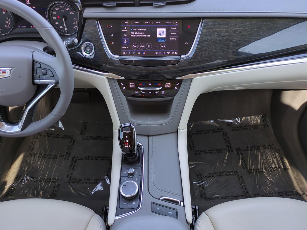 Used 2022 Cadillac XT6 Premium Luxury w/ Technology Package FWD image 15
