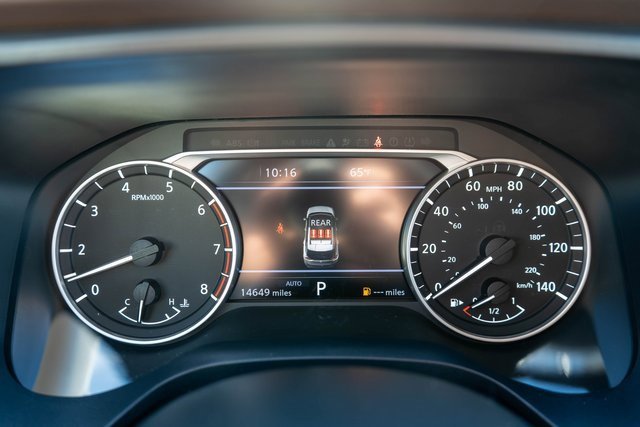 Used 2023 Nissan Rogue SL w/ SL Premium Package image 25