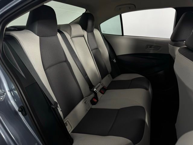 Used 2025 Toyota Corolla LE image 16