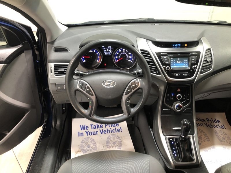 Used 2015 Hyundai Elantra SE w/ Option Group 02 image 23