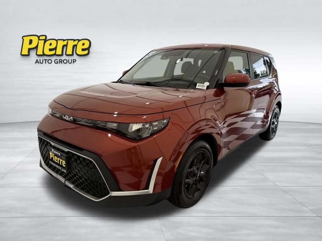 Used 2023 Kia Soul LX w/ LX Technology Package