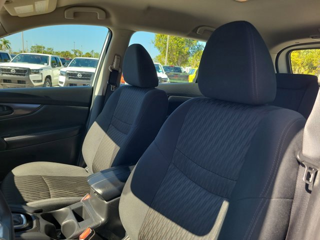 Used 2020 Nissan Rogue S image 20