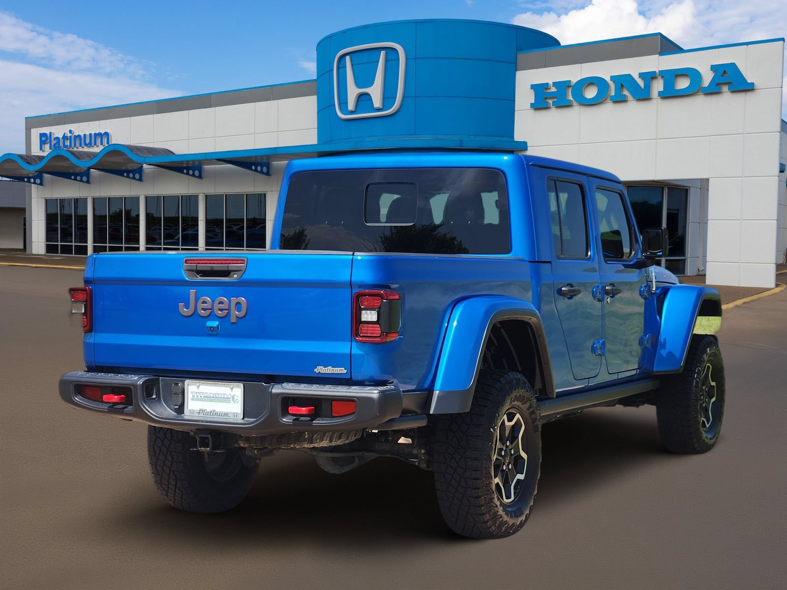 Used 2020 Jeep Gladiator Rubicon AWD/4WD image 4