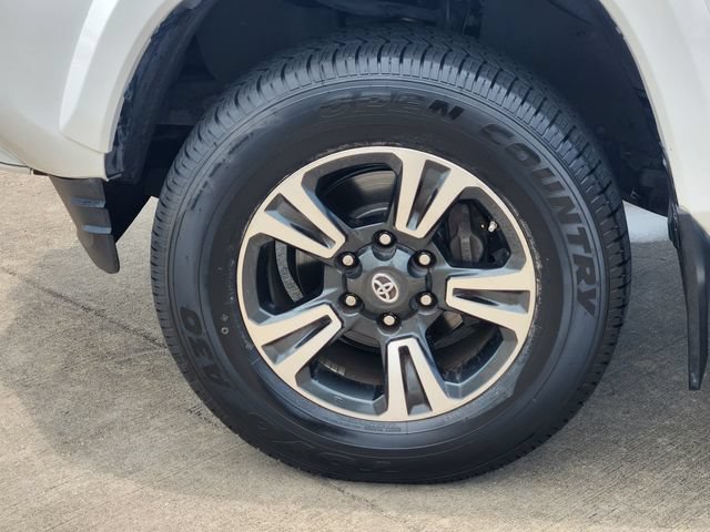 Certified 2018 Toyota Tacoma TRD Sport w/ Technology Package RWD image 10