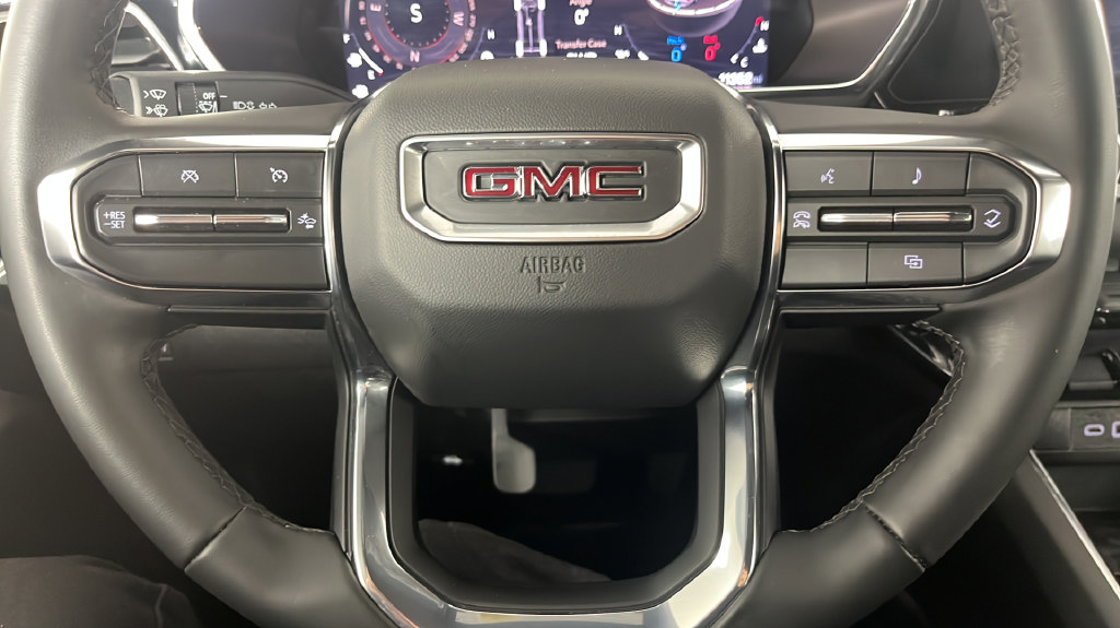 Used 2024 GMC Canyon Elevation w/ Elevation Premium Package AWD/4WD image 26