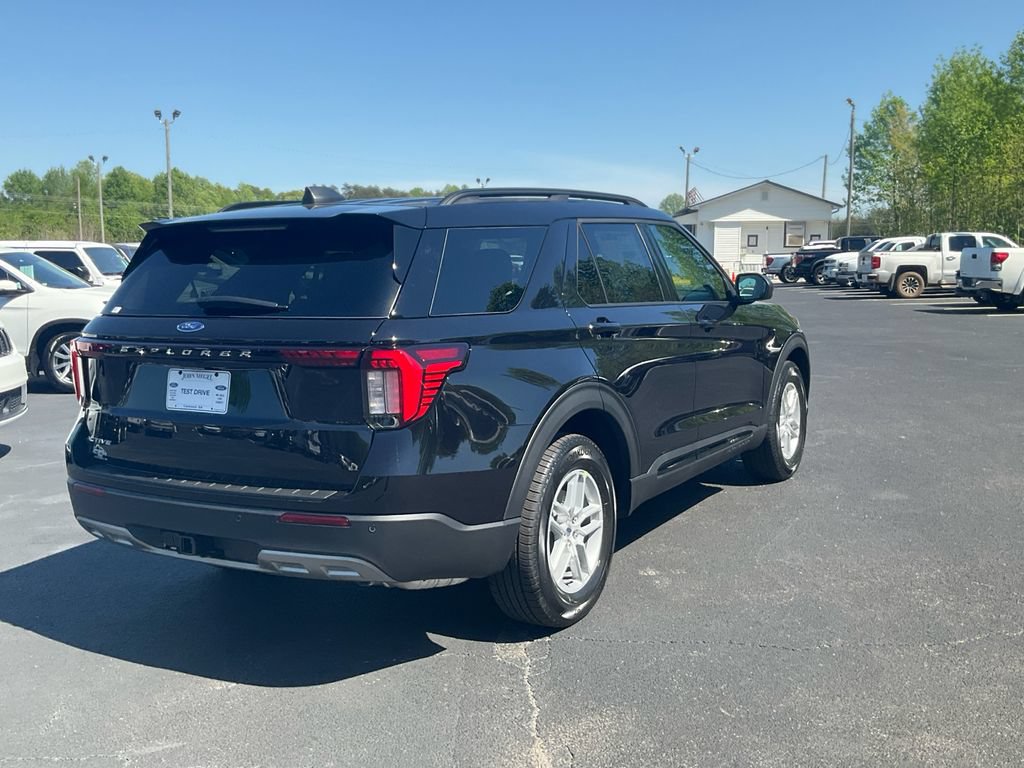 New 2026 Ford Explorer Active w/ Active Comfort Package RWD image 5