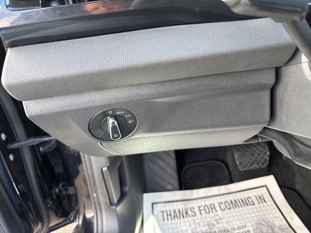 Used 2025 Volkswagen Jetta S image 18