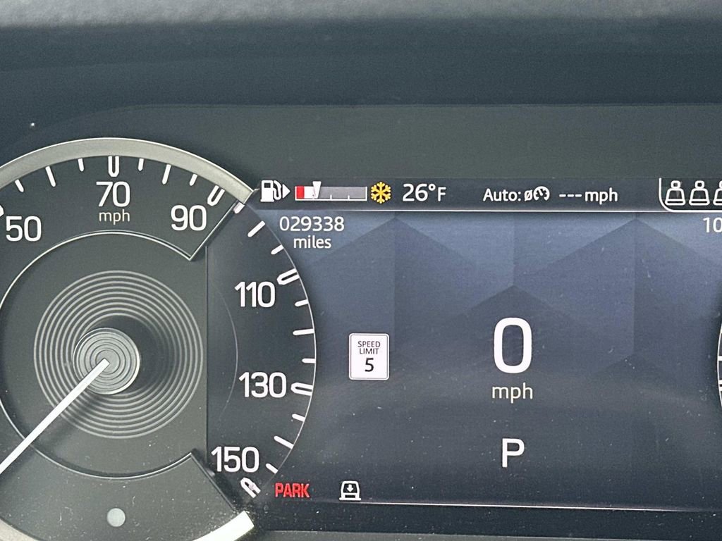 Used 2023 Land Rover Defender 110 S image 23