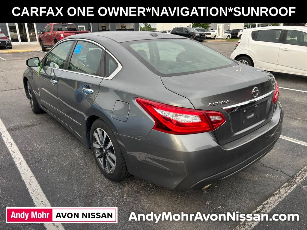 Used 2016 Nissan Altima 2.5 SL w/ 2.5 Technology Package FWD image 4