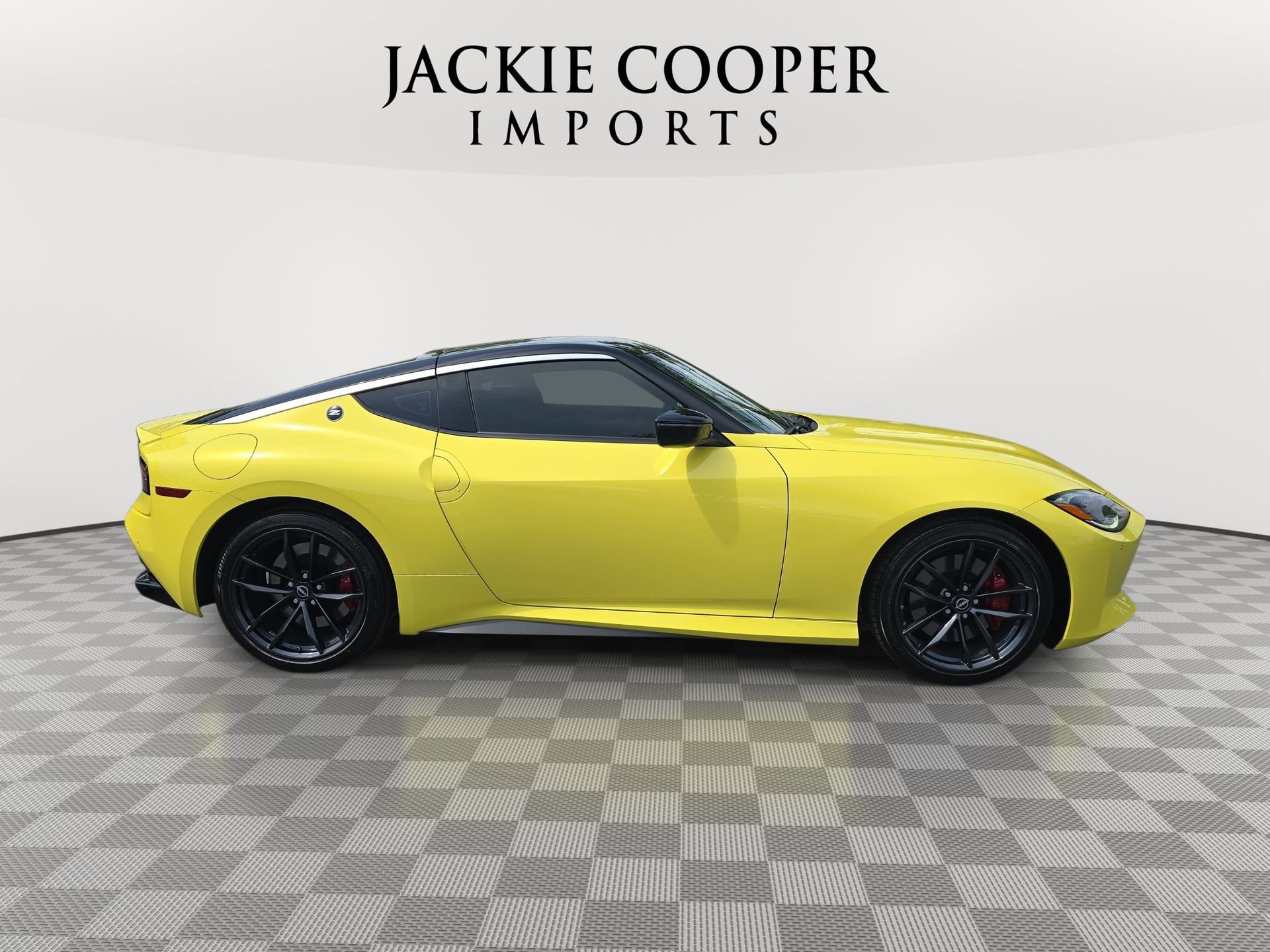 Used 2024 Nissan Z Performance w/ Floor Mat Package RWD image 4