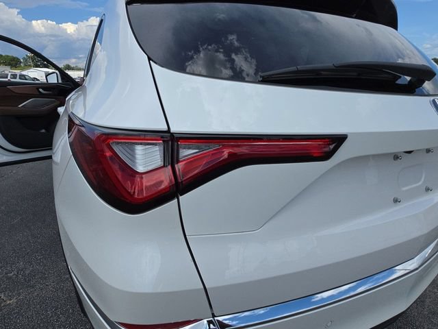 Used 2024 Acura MDX w/ Technology Package FWD image 30