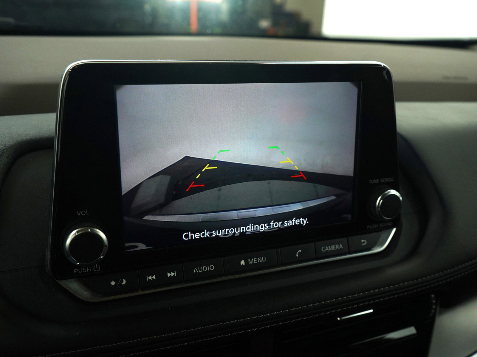 Used 2022 Nissan Rogue SV image 21