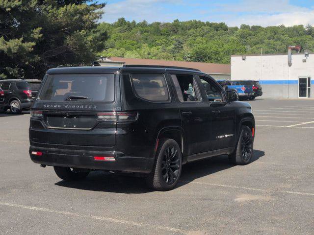 Certified 2023 Jeep Grand Wagoneer Series III w/ Rear Seat Video Group 1 AWD/4WD image 5