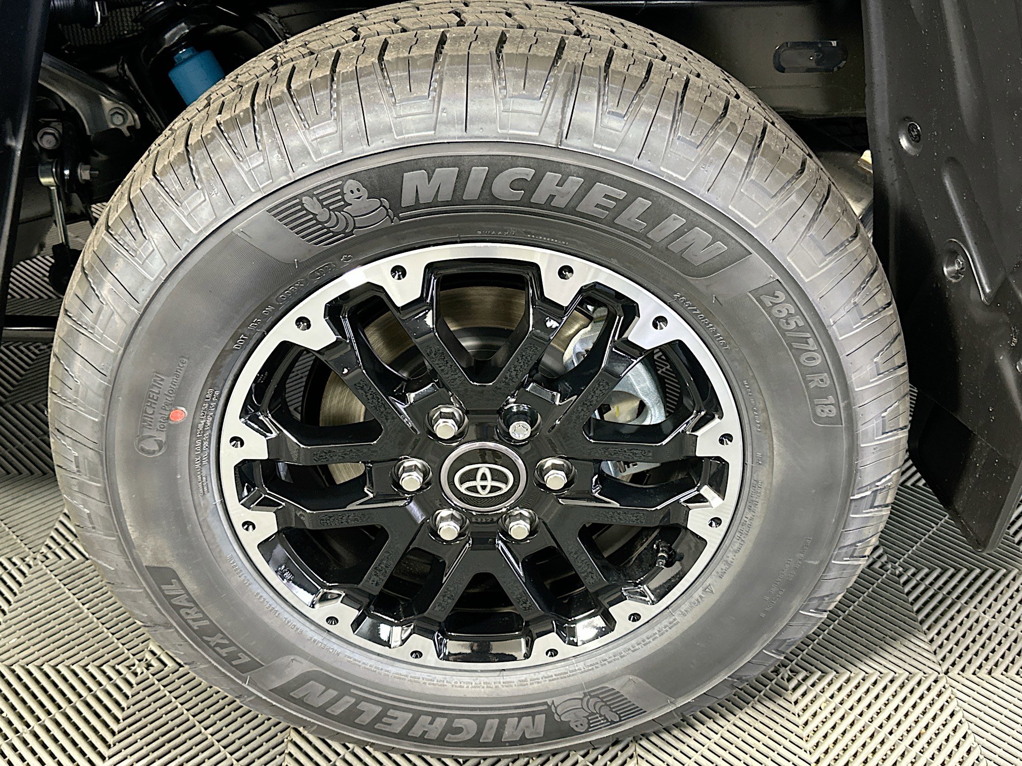 New 2025 Toyota Tundra SR5 w/ TRD Off-Road Package image 11