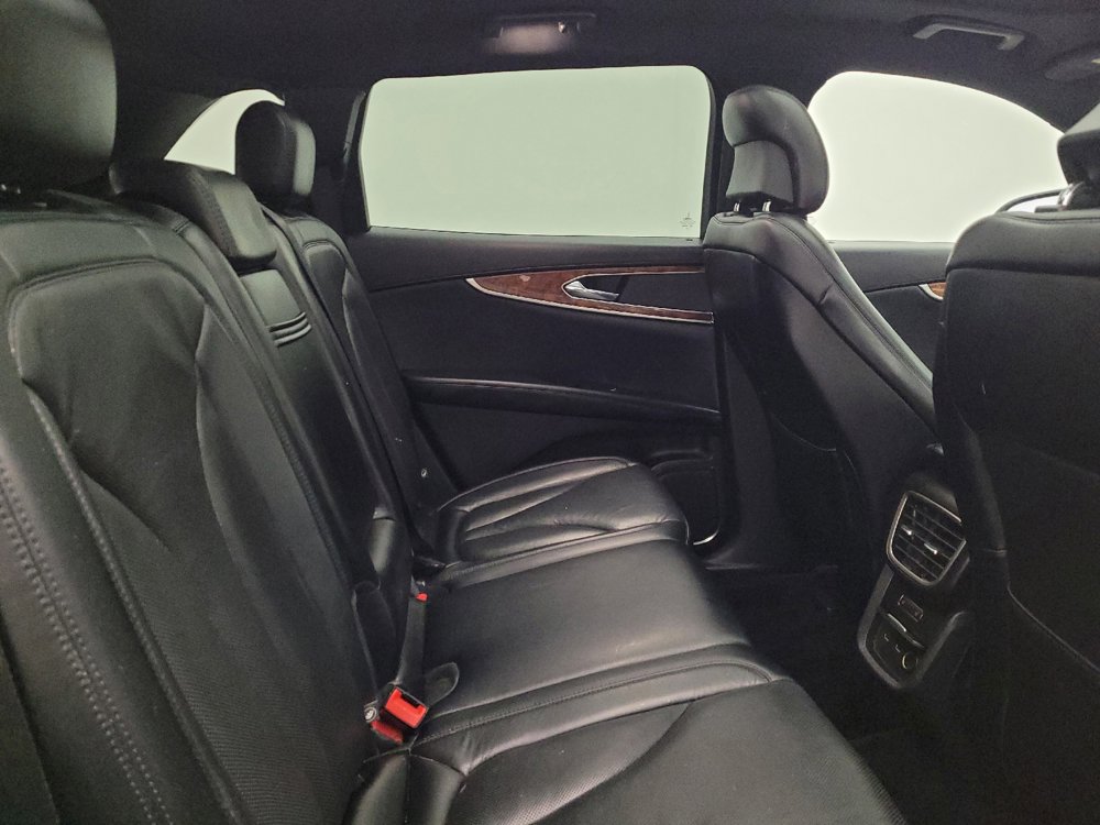 Used 2018 Lincoln MKX Reserve w/ Driver Assistance Package FWD image 19