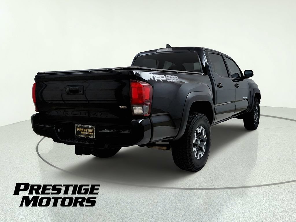 Used 2018 Toyota Tacoma TRD Off-Road w/ Technology Package AWD/4WD image 7