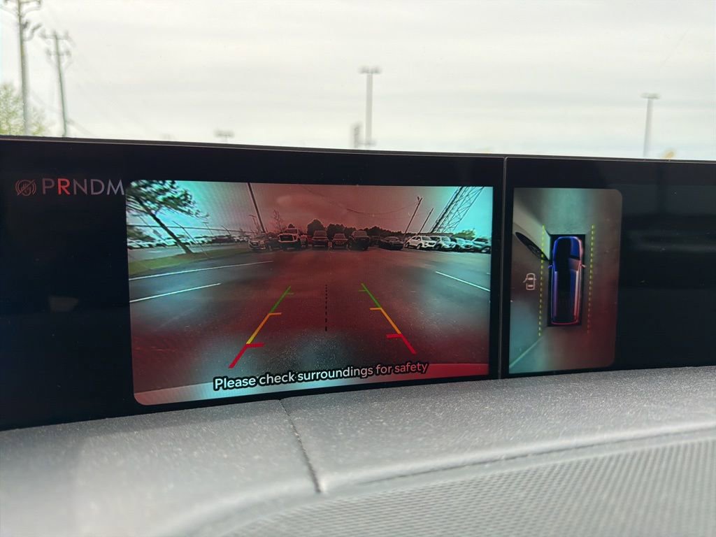 Used 2025 Lincoln Navigator Black Label image 24