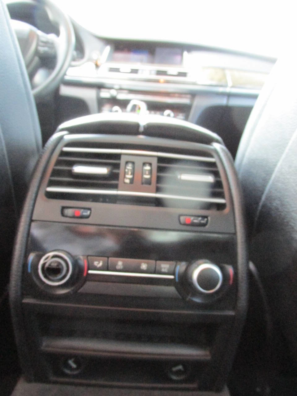 Used 2015 BMW 740i 740i 4dr Sedan image 17