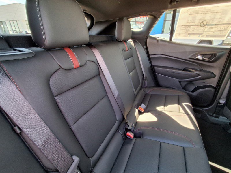 New 2026 Chevrolet Trax RS w/ Driver Confidence Package FWD image 16