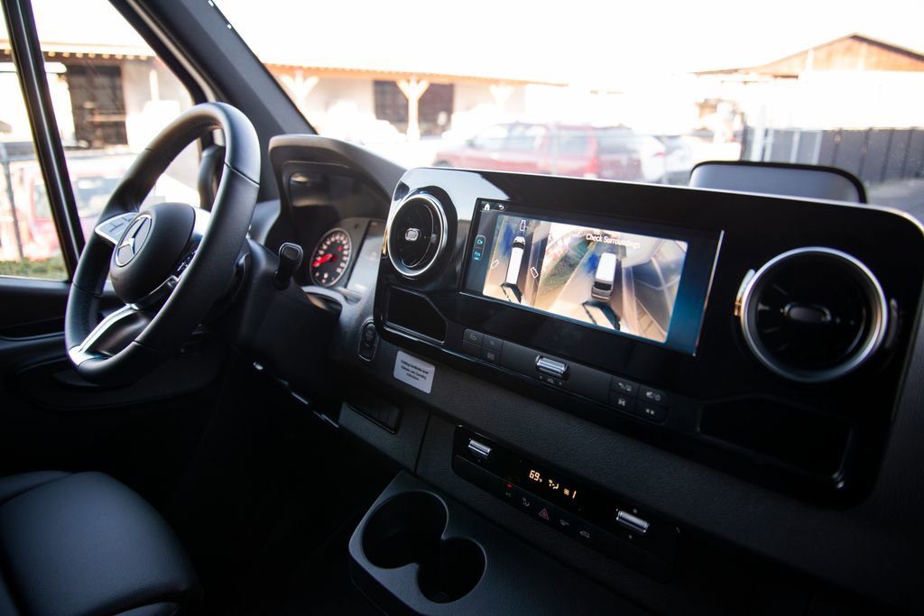 New 2026 Mercedes-Benz Sprinter 144 Cargo image 16