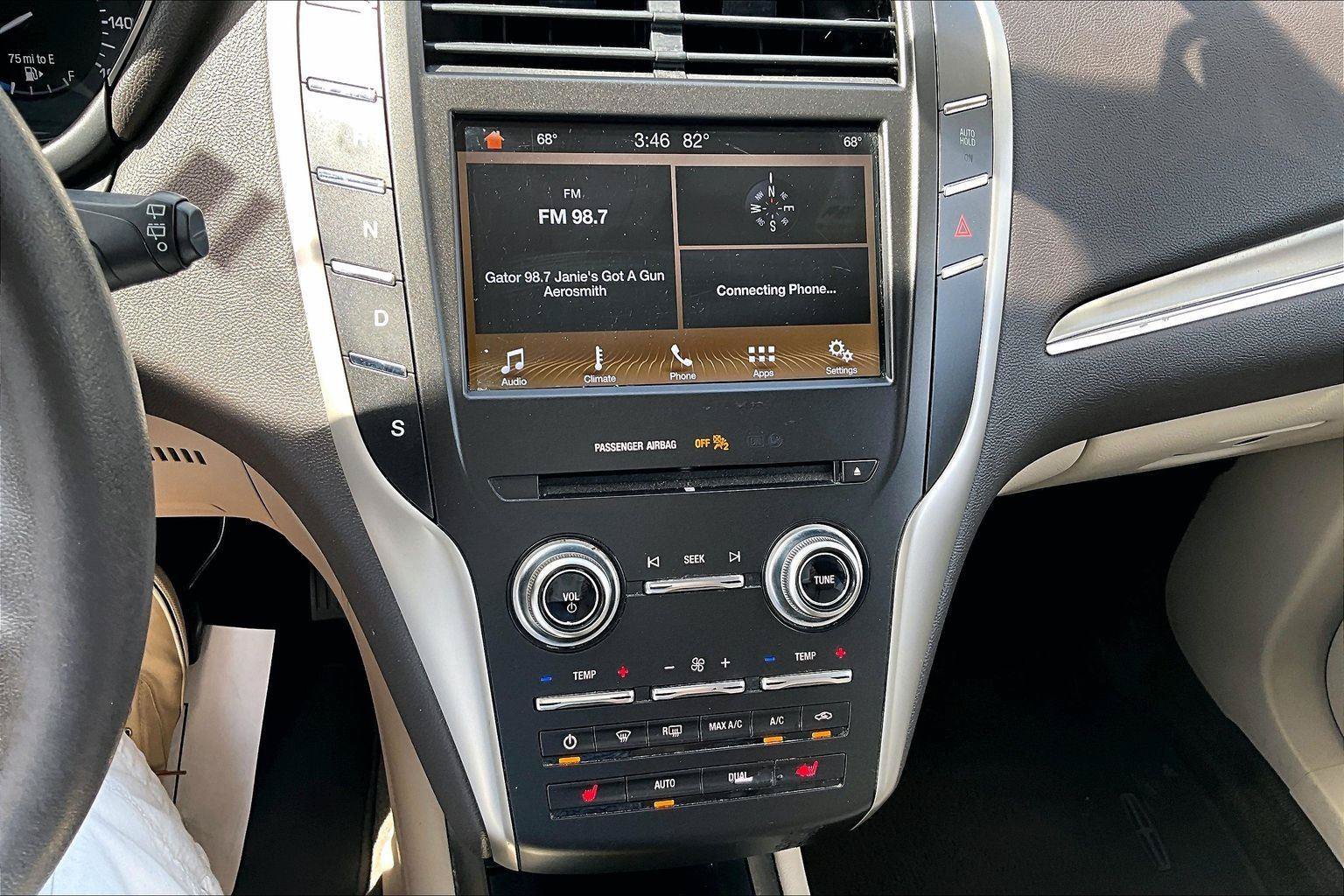 Used 2019 Lincoln MKC Premiere AWD/4WD image 15