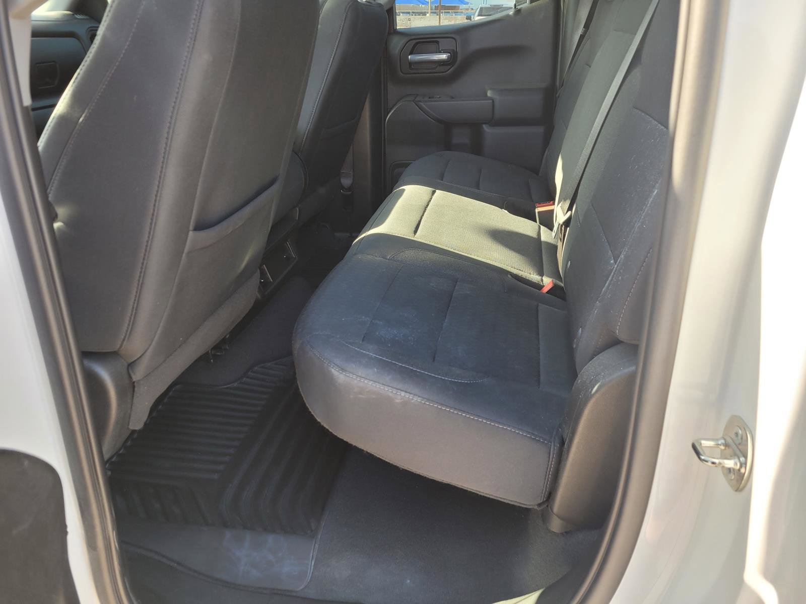 Used 2023 Chevrolet Silverado 1500 Custom RWD image 3