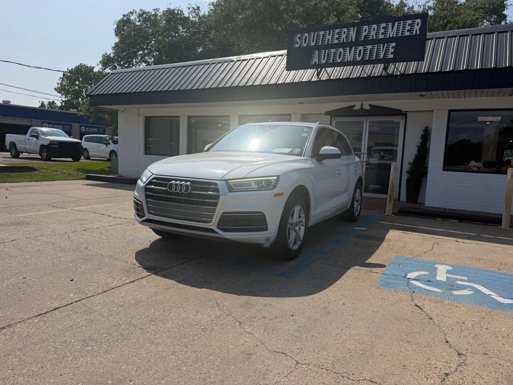 Used 2019 Audi Q5 2.0T Premium w/ Convenience Package AWD/4WD image 1