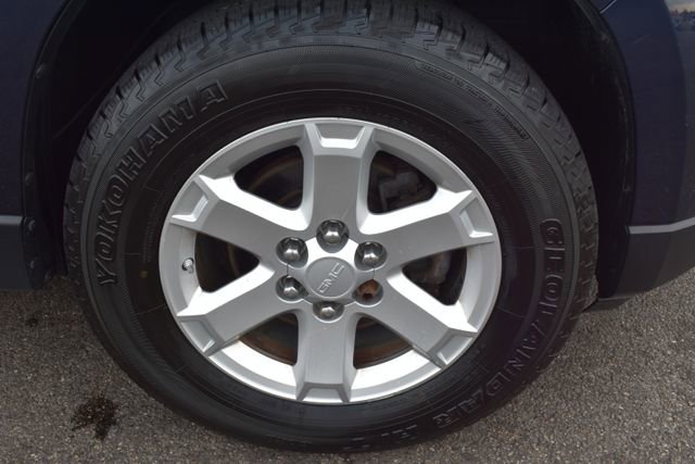 Used 2015 GMC Acadia SLE image 46