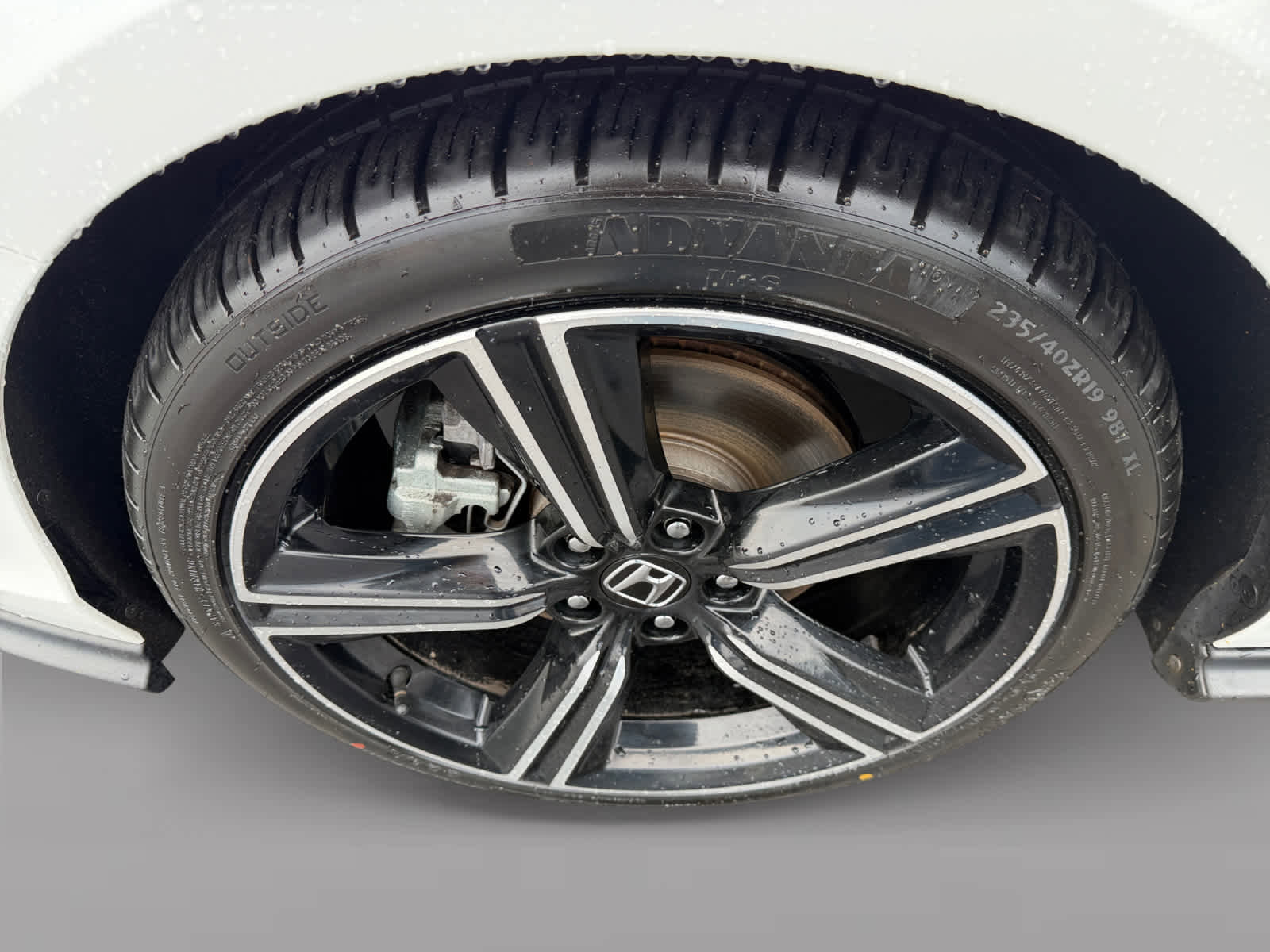 Used 2024 Honda Accord Sport image 9