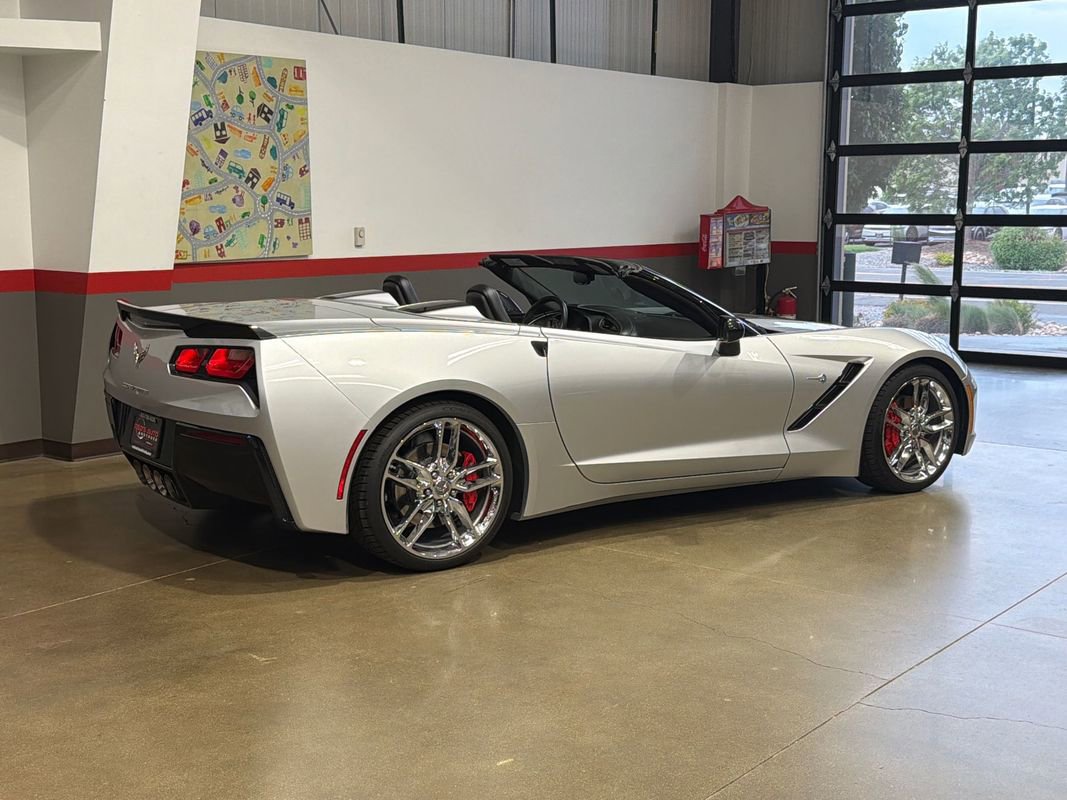 Used 2016 Chevrolet Corvette Stingray Convertible w/ 3LT Preferred Equipment Group RWD image 33