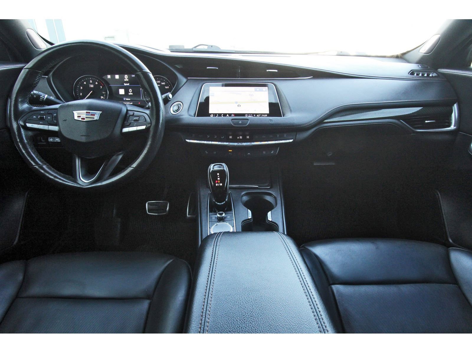 Used 2021 Cadillac XT4 Sport image 12