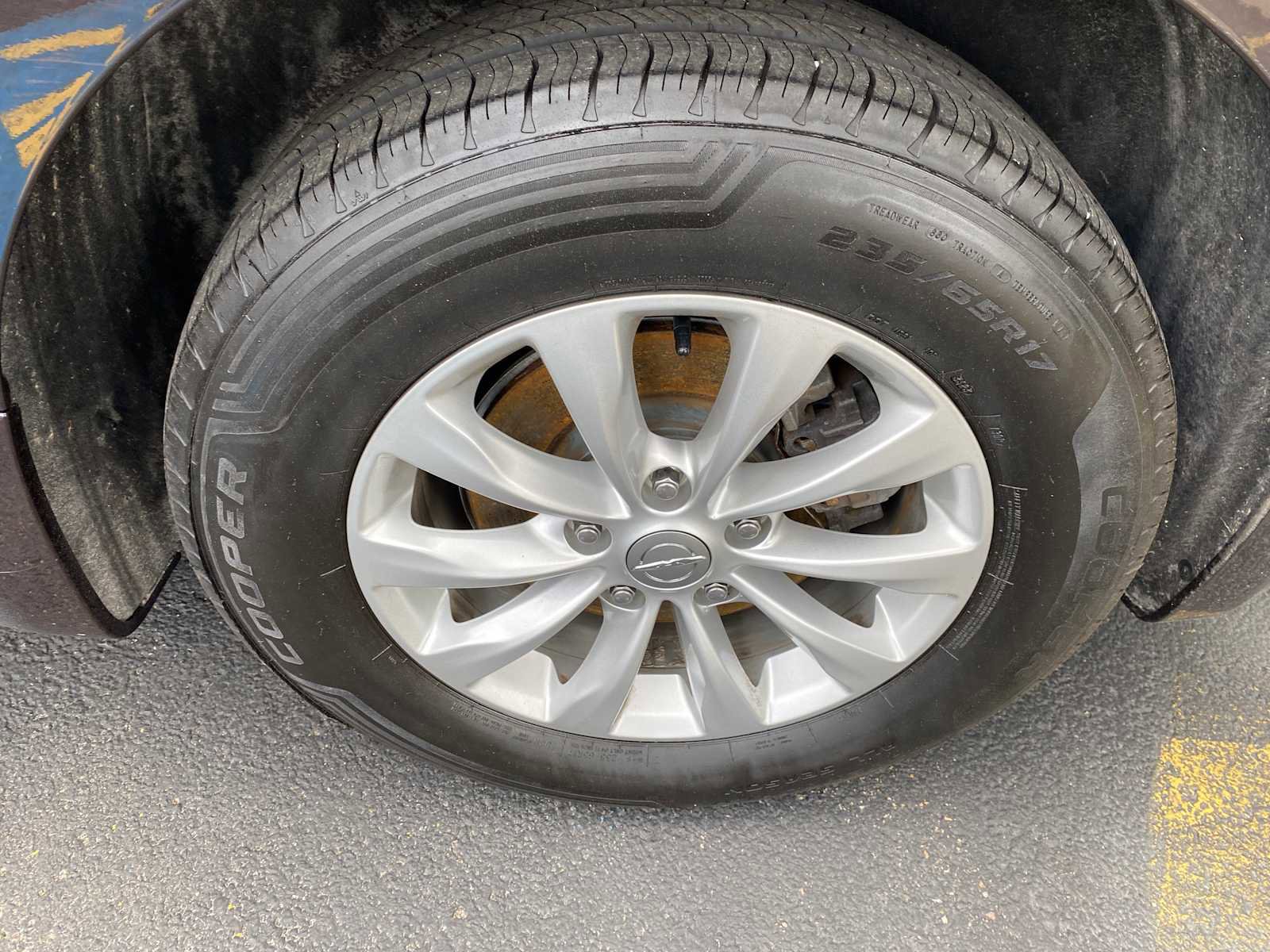 Used 2017 Chrysler Pacifica Touring-L FWD image 42
