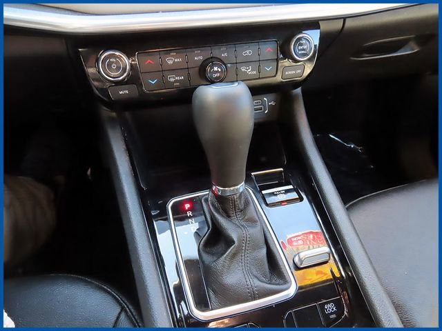 Certified 2024 Jeep Compass Limited image 16