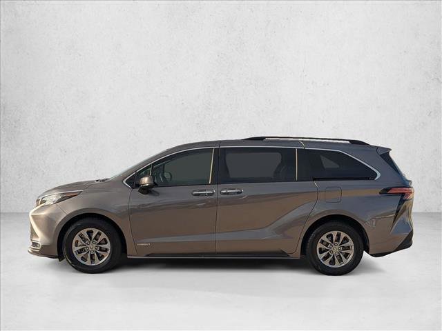 Used 2021 Toyota Sienna XLE w/ XLE Plus Package image 9