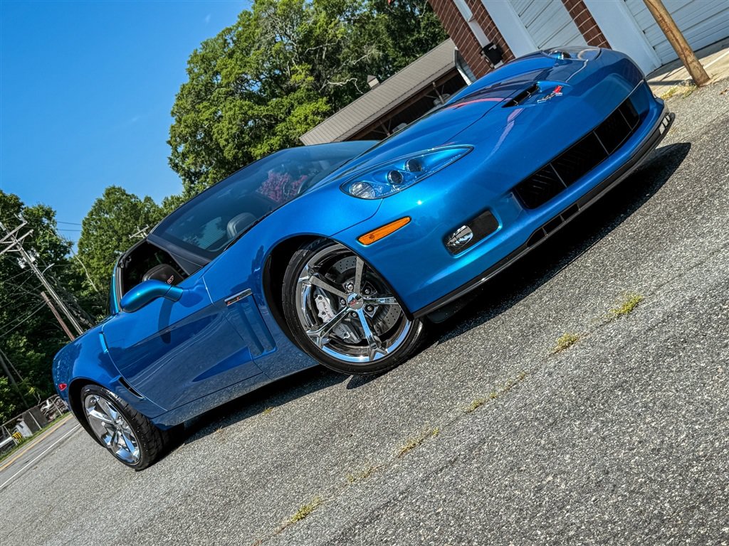 Used 2011 Chevrolet Corvette Grand Sport w/ Preferred Equipment Group RWD image 30