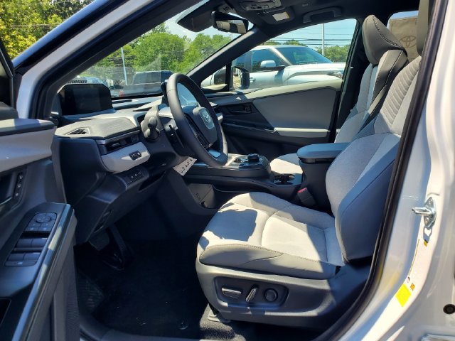 New 2026 Toyota C-HR AWD/4WD image 18