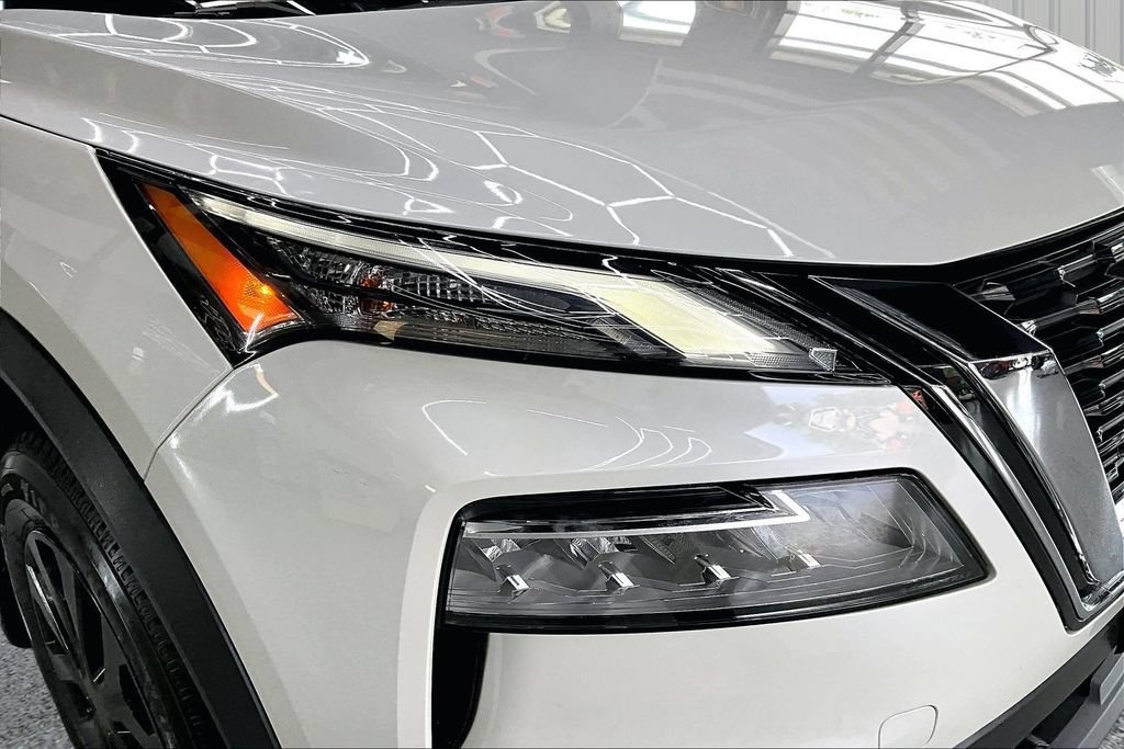 Used 2021 Nissan Rogue SV AWD/4WD image 33