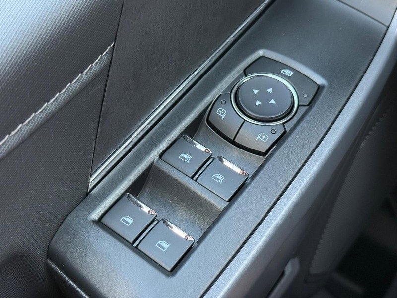 New 2025 Ford F150 XLT w/ Equipment Group 302A MID image 15