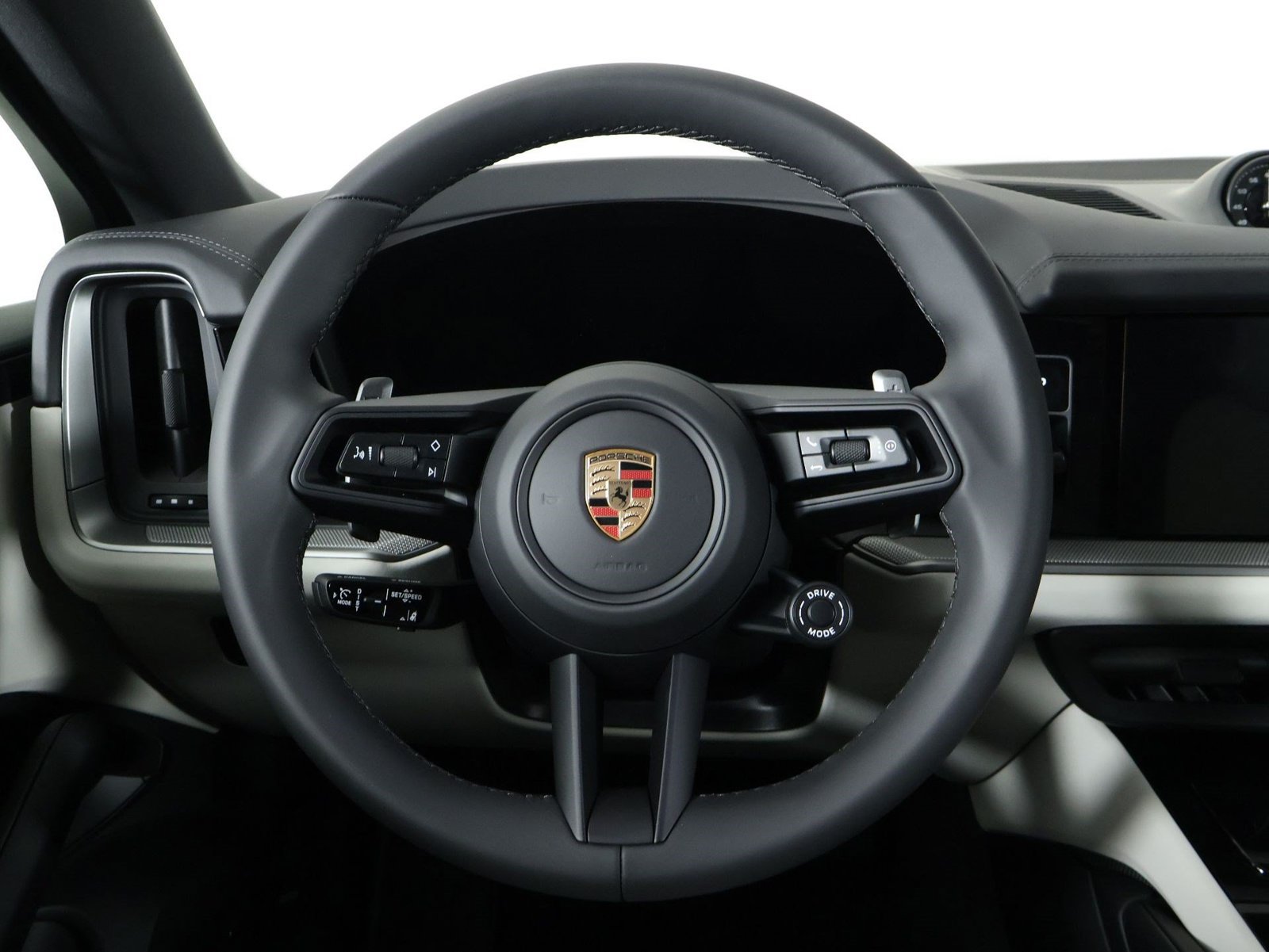 New 2026 Porsche Cayenne Coupe AWD/4WD image 12