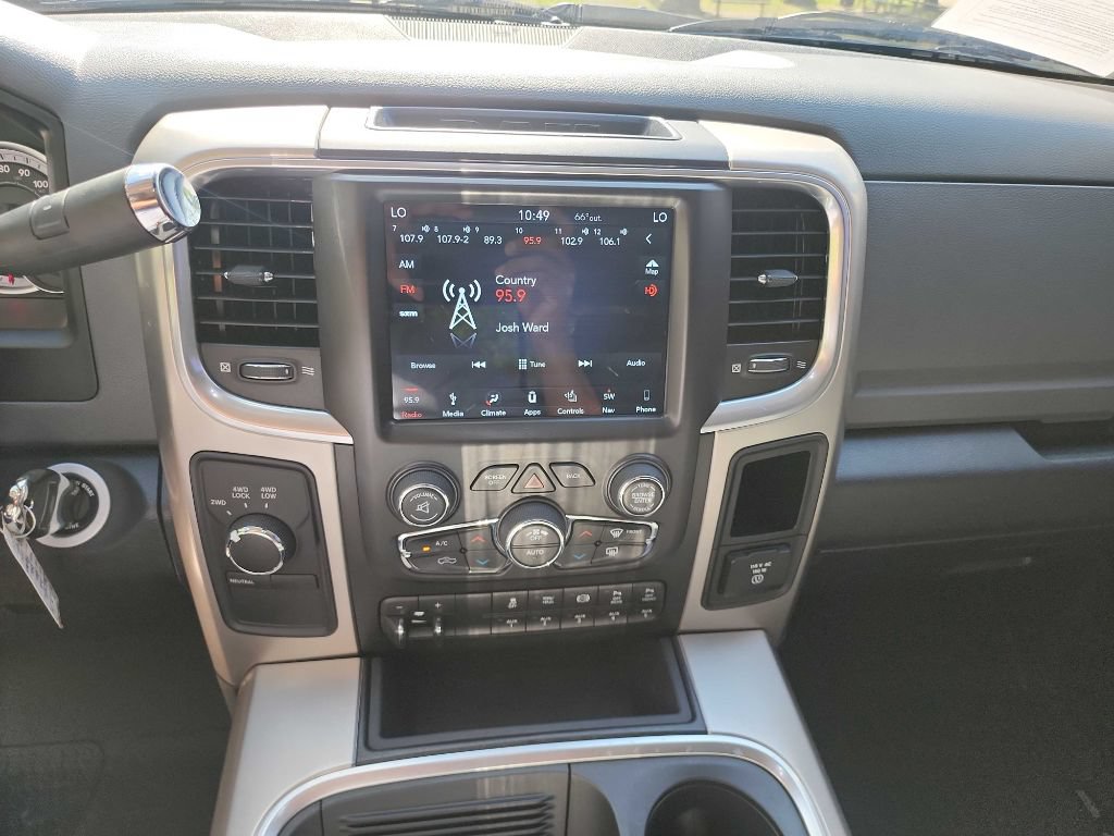 Used 2018 RAM 2500 Big Horn w/ Harvest Edition AWD/4WD image 29