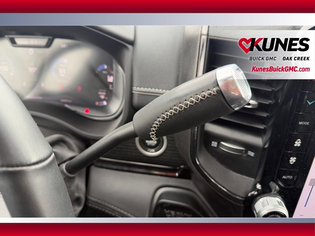 Used 2024 RAM 2500 Limited image 15