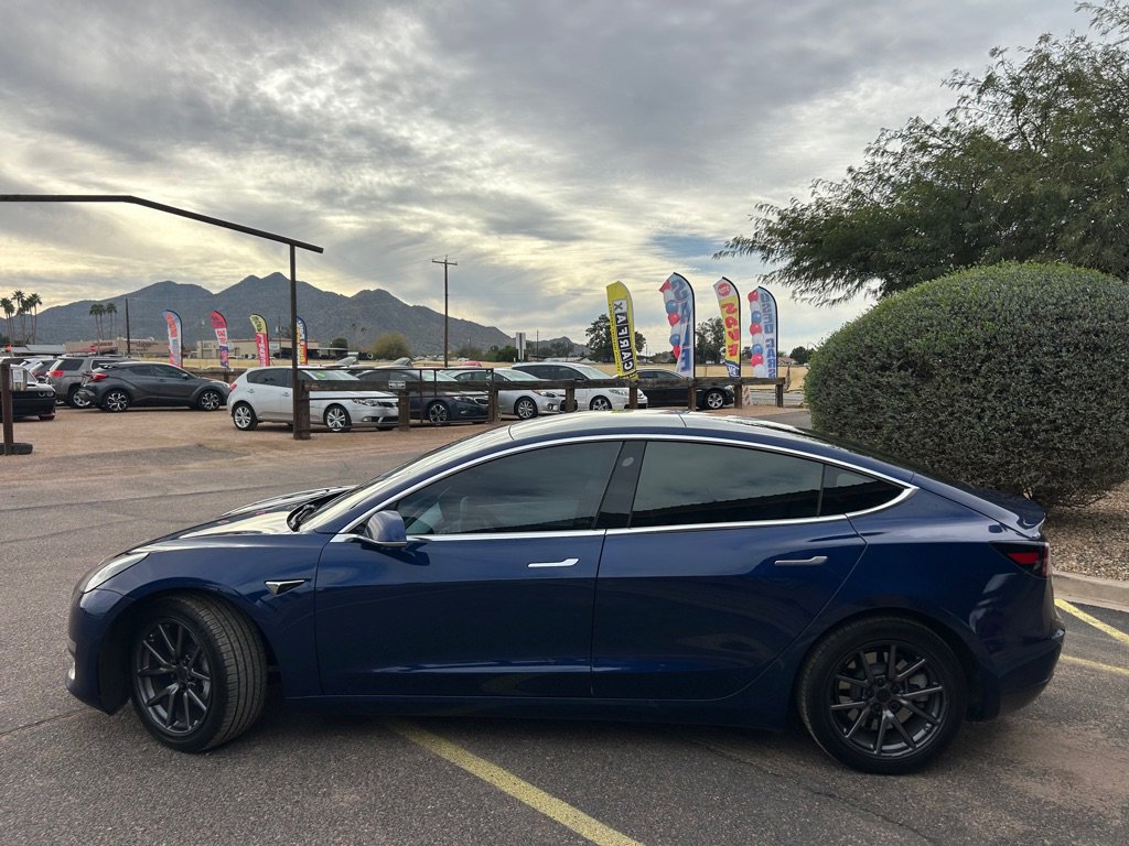 Used 2019 Tesla Model 3 Long Range image 2