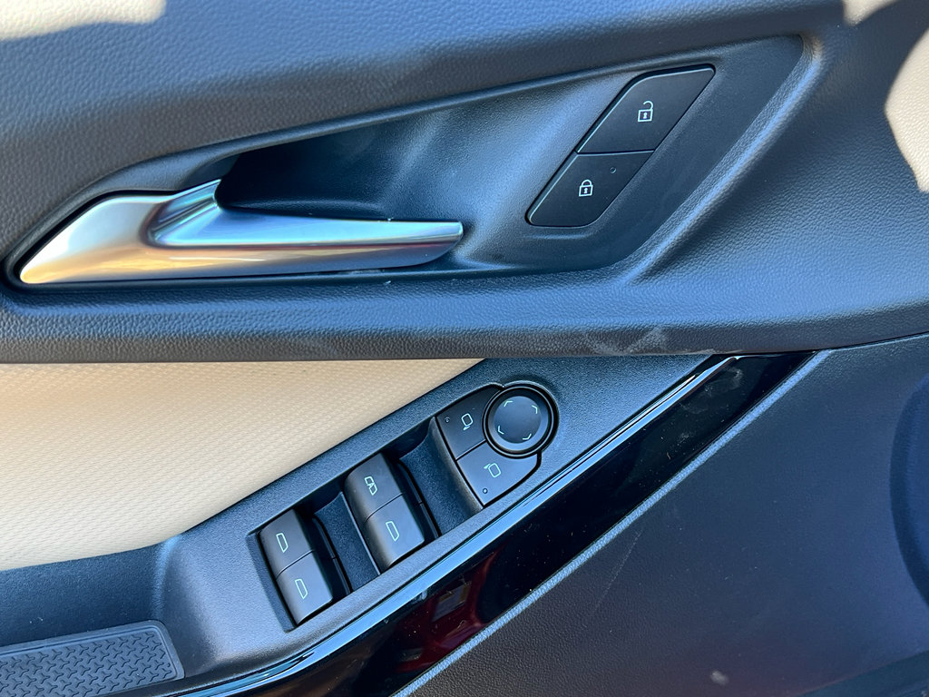 New 2026 Chevrolet Equinox ACTIV w/ Safety and Technology Package image 32