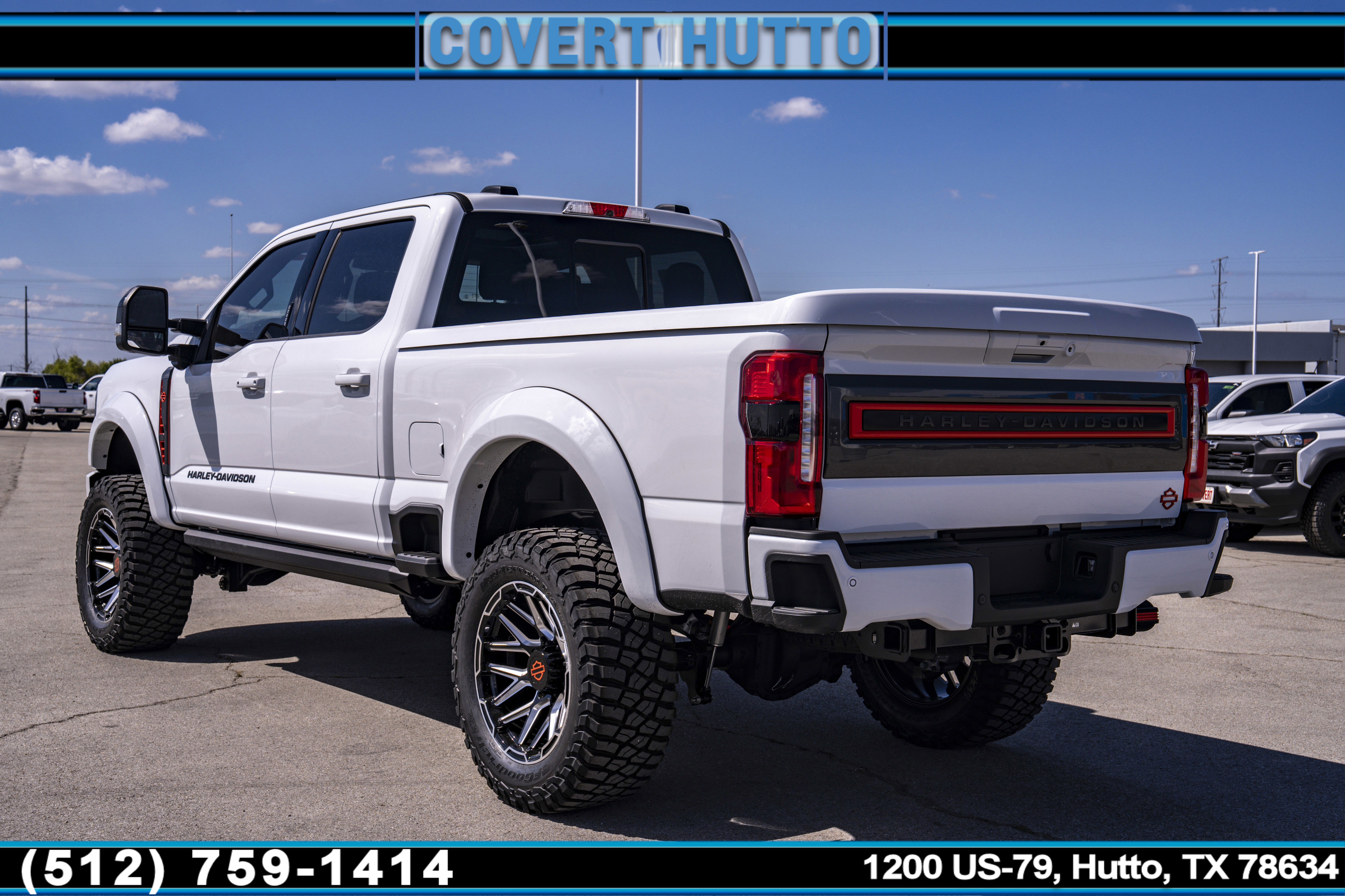 New 2026 Ford F250 Lariat w/ Black Appearance Package image 8